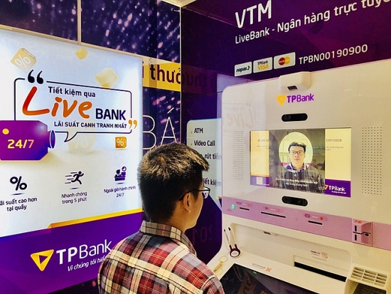 Ngân hàng Việt đầu tiên cho rút tiền bằng nhận diện khuôn mặt