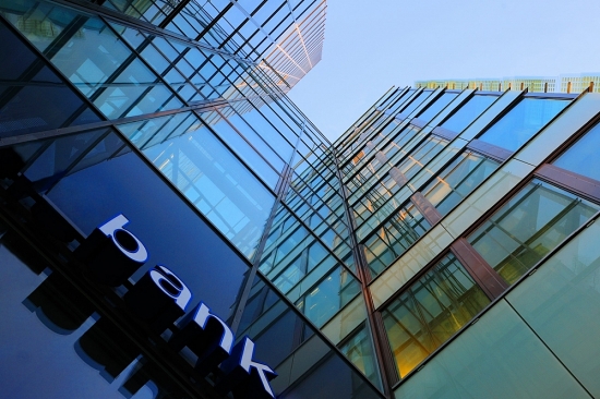 Bản tin tài chính ngân hàng ngày 17/7: Agribank hé lộ kết quả kinh doanh 6 tháng, tăng trưởng tín dụng âm