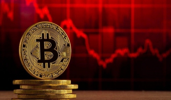 Giá Bitcoin hôm nay 3/8: Sàn đỏ lửa, Bitcoin tụt dốc