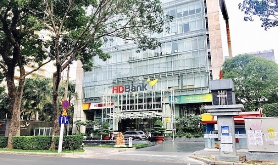 Địa ốc Phú Long bán xong toàn bộ cổ phiếu HDB chỉ trong một ngày