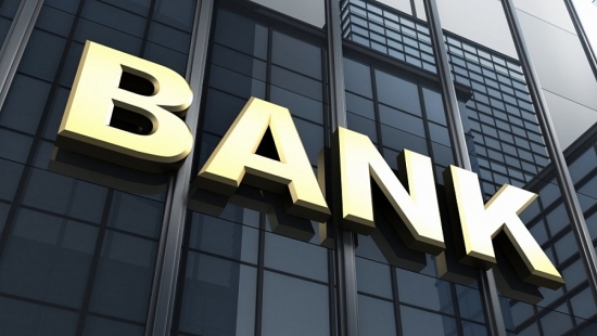 Bản tin tài chính ngân hàng ngày 25/12: Kế toán trưởng Vietcombank bán vượt lượng cổ phiếu đăng kí