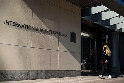 Quỹ Tiền tệ Quốc tế (IMF) thúc giục Fed đẩy nhanh việc tăng lãi suất