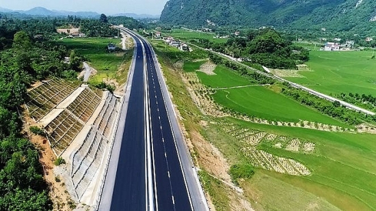 Dừng đầu tư tuyến cao tốc Hoà Bình - Mộc Châu theo hình thức PPP