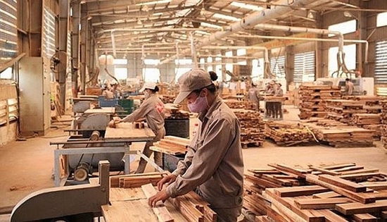 Xuất khẩu gỗ khởi sắc, doanh nghiệp "chốt đơn" mỏi tay
