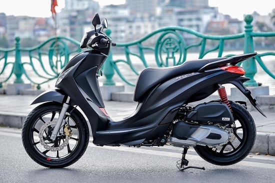 Piaggio Medley 2022 - xe máy tay ga dành cho phái mạnh: Liệu có đáng "xuống tiền"?