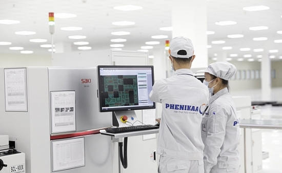 Tập đoàn Phenikaa ra mắt nhà máy điện tử thông minh với quy mô hiện đại, tiên tiến nhất Việt Nam
