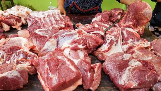 Giá thịt heo hôm nay 6/1: Tăng 20.000 - 30.000 đồng/kg tại VinMart
