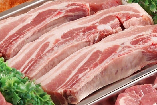 Giá thịt heo hôm nay 12/1: Tiếp tục ổn định trong khoảng 129.900 - 189.900 đồng/kg tại VinMart