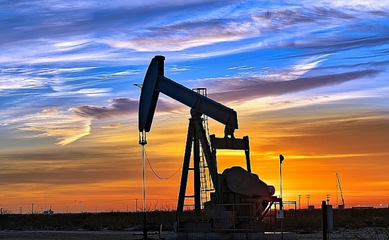 Giá xăng dầu hôm nay 20/1: Biến động trái chiều trên thị trường thế giới