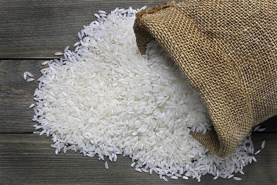 Giá lúa gạo hôm nay 24/1: Giảm 100 - 200 đồng/kg đối với một số loại lúa