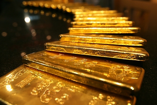 Giá vàng hôm nay 10/3: Giá vàng trong nước giảm mạnh, xuống quanh ngưỡng 70 triệu đồng/ lượng
