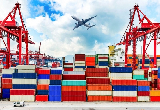Xuất khẩu hàng hóa sang Nga và Ukraine giảm mạnh