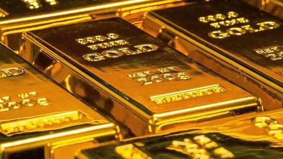 Giá vàng hôm nay 15/3: Giá vàng trong nước giảm mạnh xuống quanh ngưỡng 69 triệu đồng/lượng