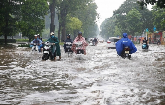 Cách xử lý xe máy bị ngập nước và chết máy vào mùa mưa