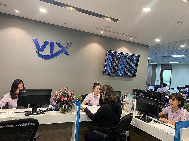 Chứng khoán VIX mua lại hàng trăm tỷ đồng trái phiếu trước hạn