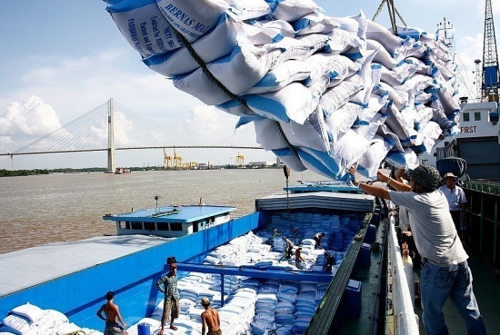 Xuất khẩu gạo tăng tốc sau dịch, mục tiêu 6,5 triệu tấn có kịp hoàn thành?