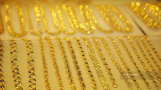 So sánh giá vàng hôm nay 3/12: Vàng 24K và 18K quay đầu giảm 40.000 - 200.000 đồng/lượng