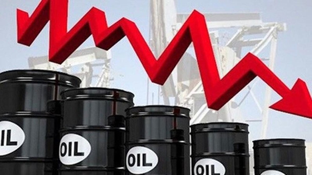 Giá xăng dầu trong nước có thể giảm mạnh trong tuần tới?