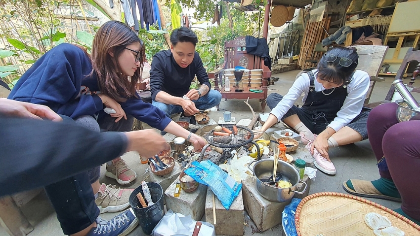 Oh!Xoong Thái    Lan toả cách chế biến món chè cổ xưa với nguyên liệu thuần Việt