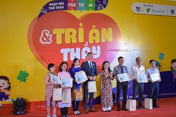 Hơn 350 trẻ tự kỷ hào hứng tham gia hội thao mừng ngày Nhà giáo Việt Nam 20/11