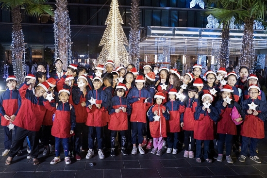 Chương trình thiện nguyện "Ngôi làng Giáng sinh" tại khách sạn JW Marriott Hanoi