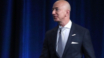 CEO  Amazon tiết lộ bí quyết để thành công