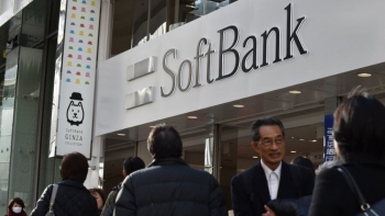 Hậu thuẫn loạt tên tuổi Uber, Grab, WeWorks, quĩ đầu tư công nghệ lớn nhất thế giới của SoftBank có thể IPO