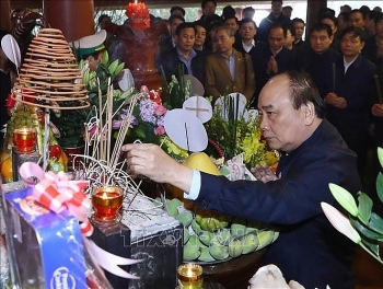 Thủ tướng Nguyễn Xuân Phúc và lãnh đạo Đảng, Nhà nước dâng hương tưởng nhớ Bác Hồ