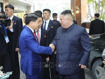 Chủ tịch UBND TP Hà Nội đón Chủ tịch Triều Tiên Kim Jong-un