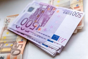 [Cập nhật] Tỷ giá Euro hôm nay 25/2: Tiếp tục leo cao