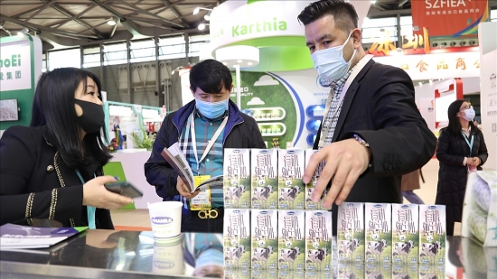 Sản phẩm sữa Việt Nam “xuất hành” đầu năm, tạo điểm nhấn tại các hội chợ quốc tế lớn