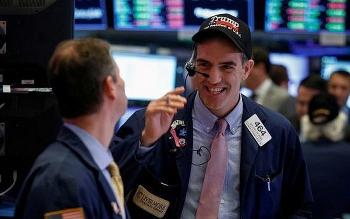 Chứng khoán Mỹ 1/3: Dow Jones giành lại mốc 26.000 điểm, S&P 500 cũng vượt 2.800 điểm