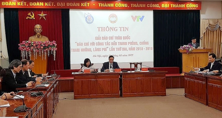 giai bao chi toan quoc voi cong tac dau tranh phong chong tham nhung lang phi lan thu hai