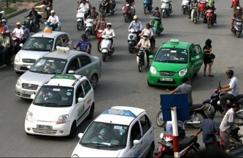 Kiến nghị xử lý hơn 3.000 taxi chạy "chui"