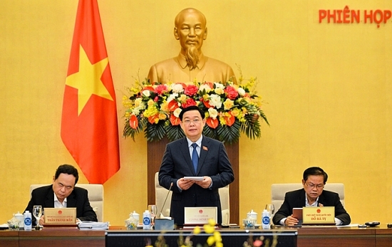 Thông qua Nghị quyết điều chỉnh địa giới một số đơn vị hành chính tại Hà Nội và 3 tỉnh