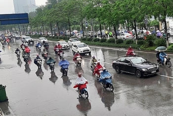 Dự báo thời tiết ngày 21/5: Hà Nội có mưa rào và rải rác có dông, nhiệt độ cao nhất 30oC