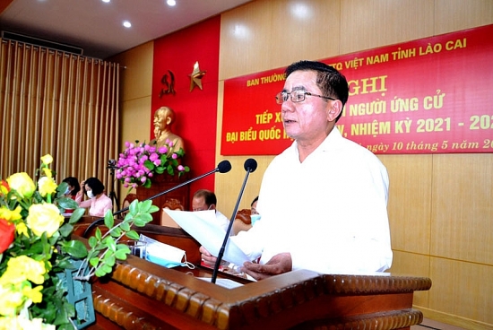 Đồng chí Trần Cẩm Tú tiếp xúc cử tri đơn vị bầu cử số 2 tại Lào Cai