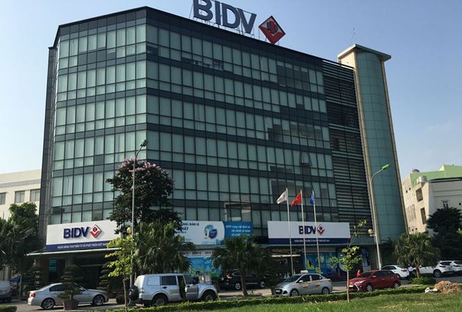 Lý giải nguyên nhân giá cổ phiếu của BIDV liên tiếp "lao dốc"