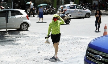Dự báo thời tiết ngày 27/06: Hà Nội đêm rải rác có mưa, ngày nắng nóng gay gắt