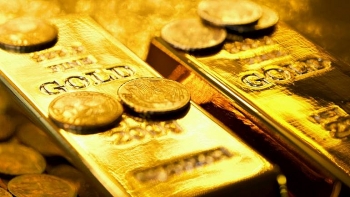 Cập nhật giá vàng hôm nay 17/6: Vàng được hưởng lợi từ các biện pháp kích thích kinh tế
