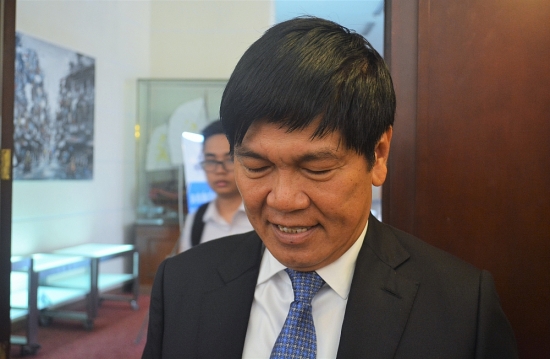 Con trai Chủ tịch Trần Đình Long phải dừng mua 5 triệu cổ phiếu HPG