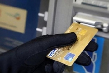 Các ngân hàng cảnh báo nhiều thủ đoạn đánh cắp thông tin thẻ