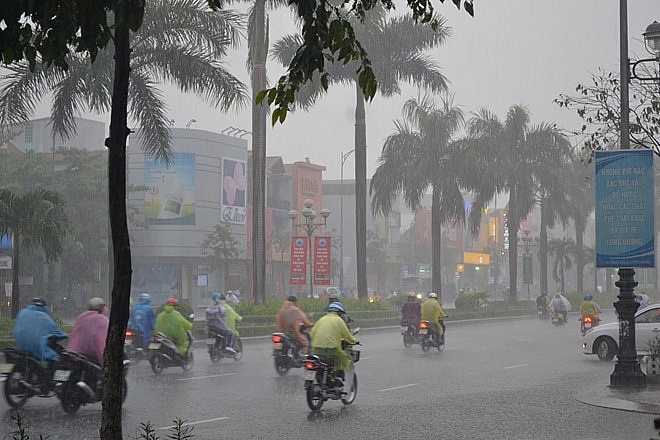 du bao thoi tiet ngay 307 ha noi co mua rao va dong nhiet do cao nhat 34oc