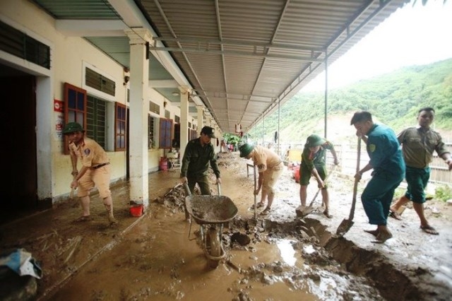 Tập trung khắc phục thiệt hại do mưa lũ gây ra tại huyện Kỳ Sơn