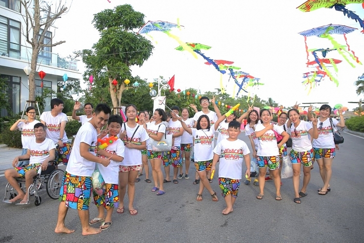 muon choi le thanh thoi hoc ngay cong thuc du lich sam son chuan khong can chinh