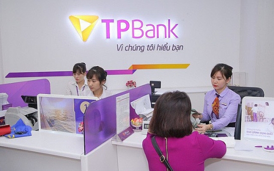Cổ phiếu ngân hàng đồng loạt tăng giá: TPB lập đỉnh mới, một mã tăng hơn 10%