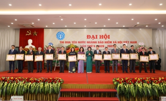 “Đoàn kết, sáng tạo, quyết tâm xây dựng ngành BHXH Việt Nam tinh gọn, hiện đại, chuyên nghiệp”