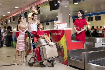Vietjet tri ân 100 triệu hành khách với chương trình “Bay khắp châu Á, Săn máy bay 1kg vàng”