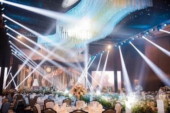 Không gian tiệc cưới như cổ tích tại FLC Hạ Long - Khách sạn Hội nghị hàng đầu châu Á