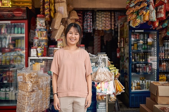 Chủ tiệm tạp hóa Việt kiếm thêm cả chục triệu đồng nhờ “số hoá”